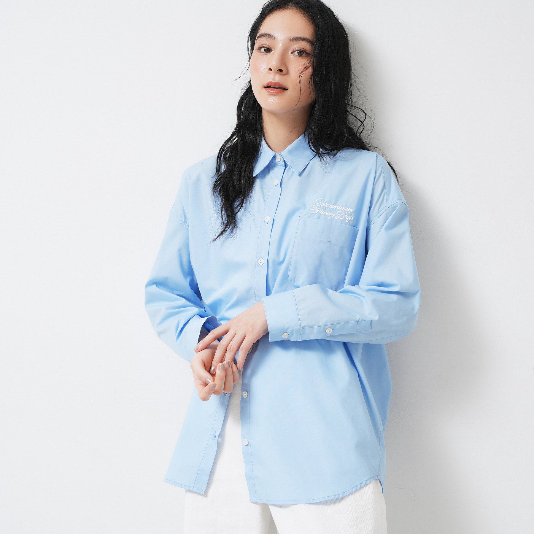 Dessin「【洗える】刺繍ロゴ入りオーバーシャツ」|シャツ・ブラウス|サックスブルー(09