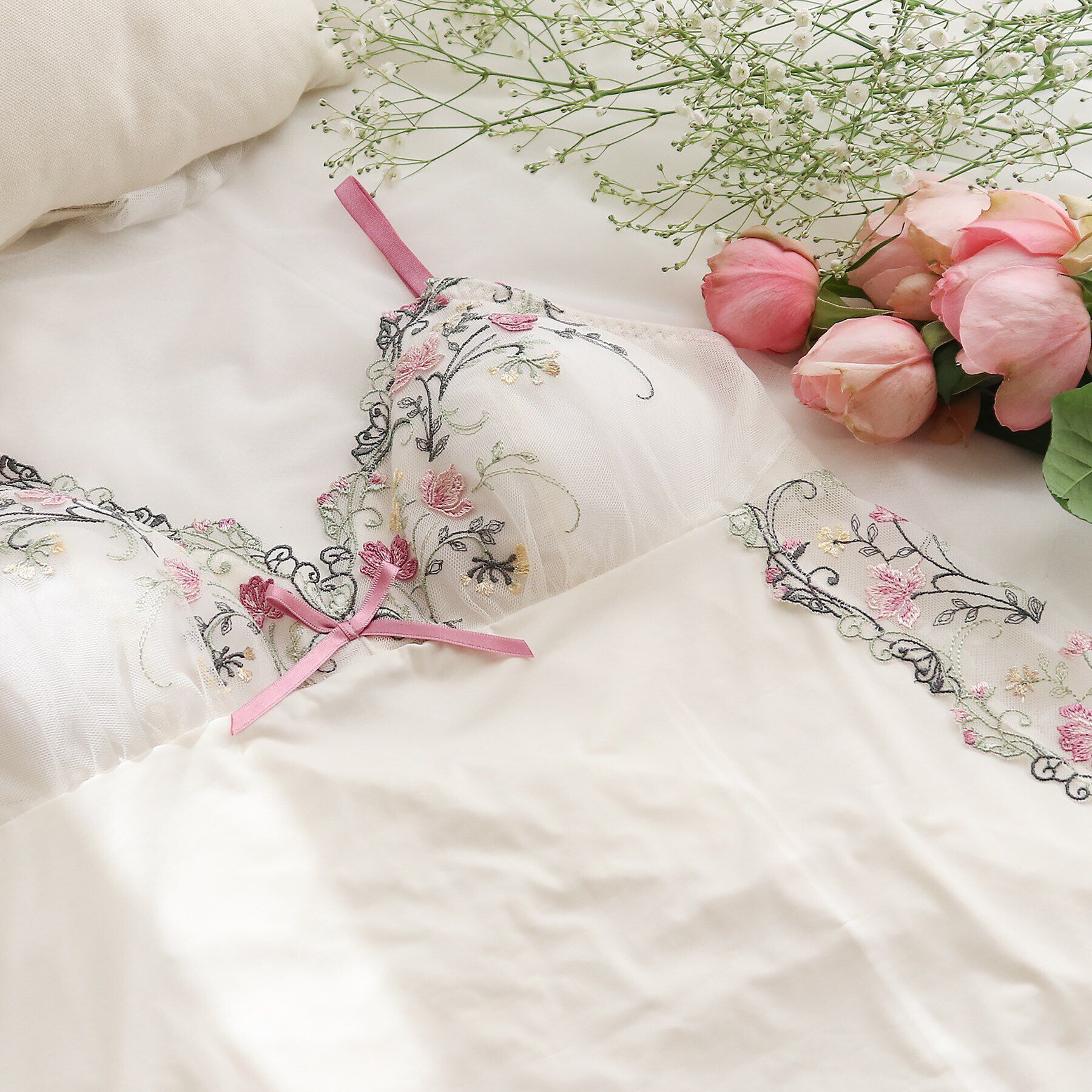 Risa Magli「カトリーヌ カップ付きキャミソール」|キャミソール|