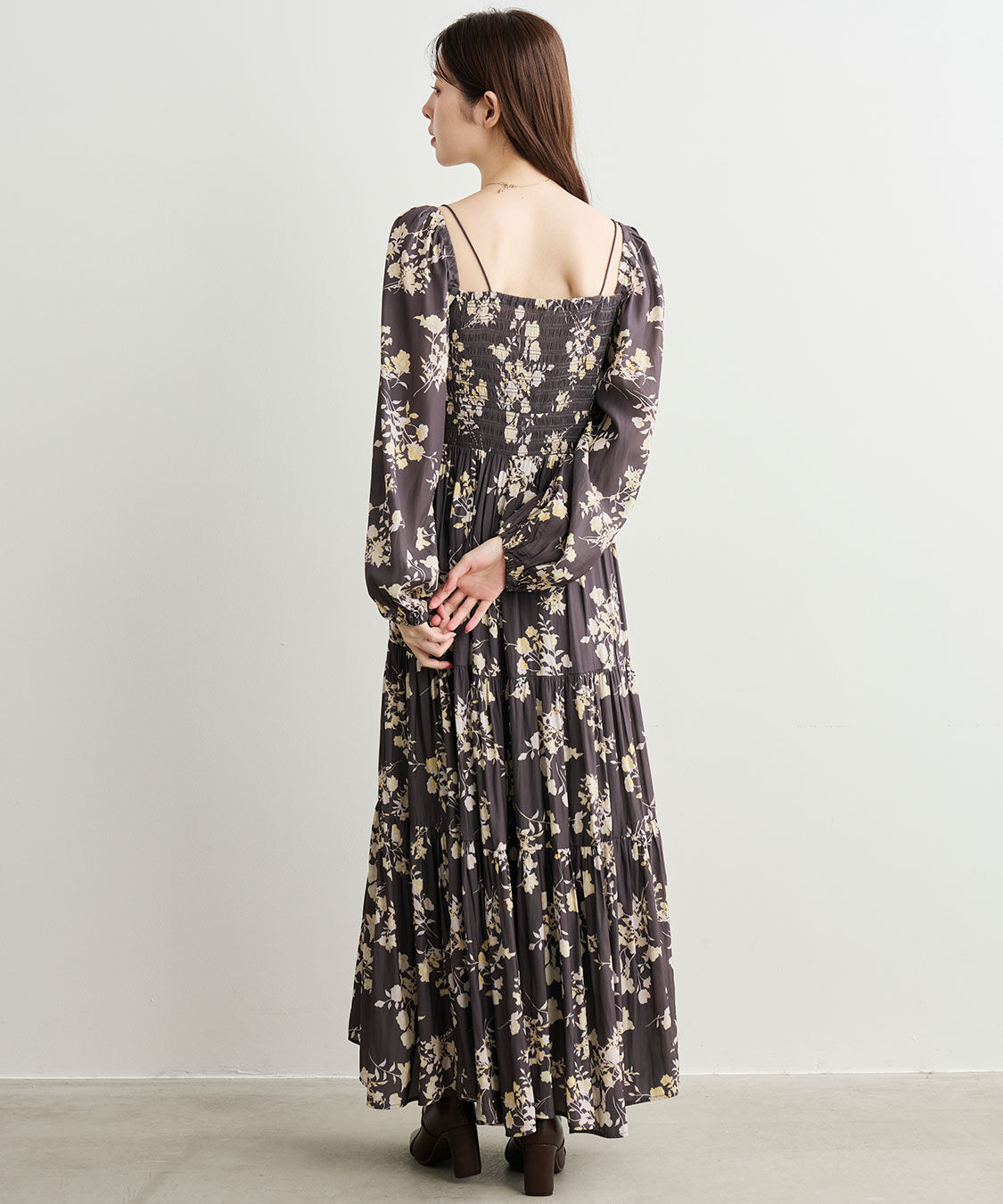 COCO DEAL「シャーリングティアードフラワーワンピース」|ワンピース|