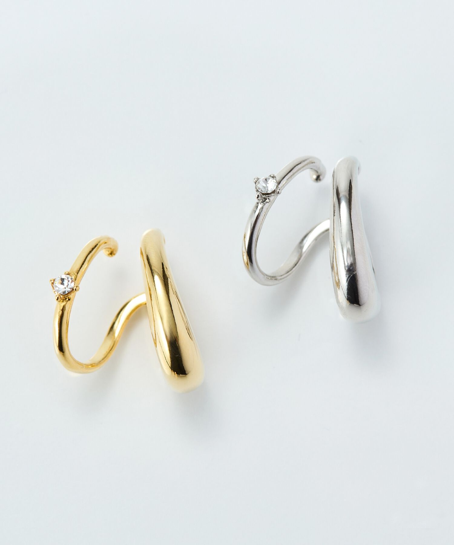 Phoebe「ドレッシングビジューイヤーカフ　シルバー/片耳」|イヤーカフ|