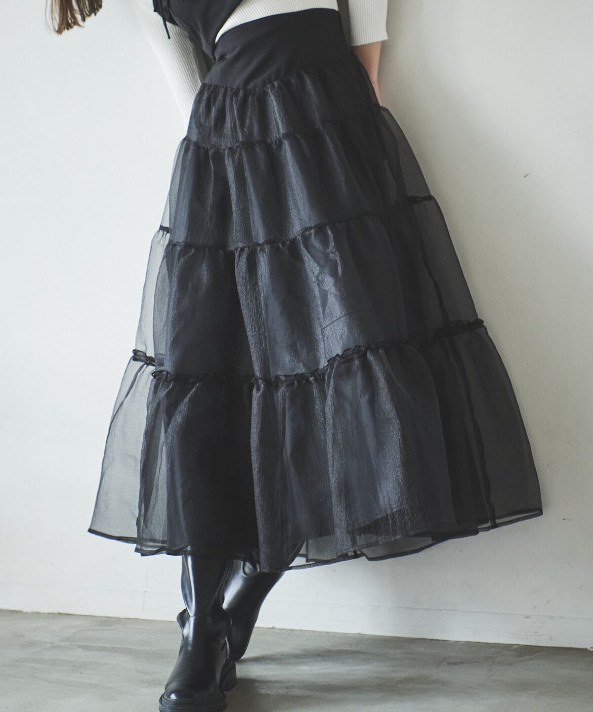 アンドクチュール「オーガンジーシアーティアードスカート」|フレア|