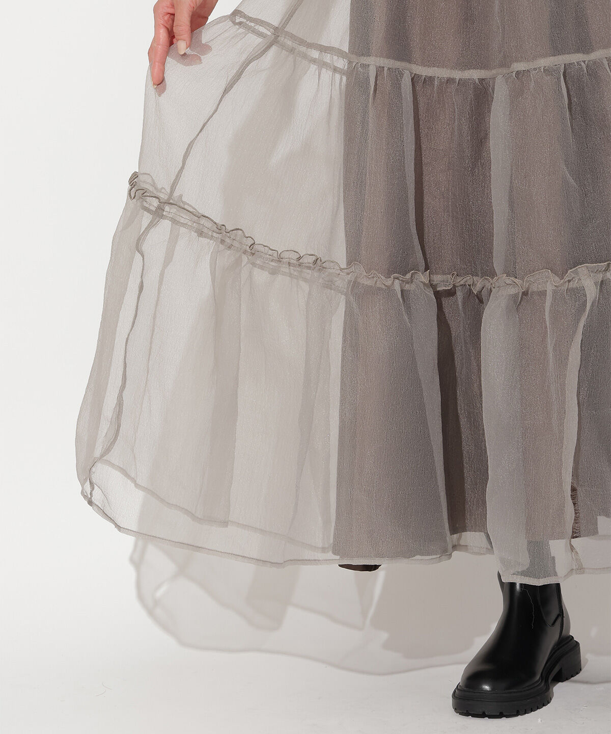 アンドクチュール「オーガンジーシアーティアードスカート」|フレア|