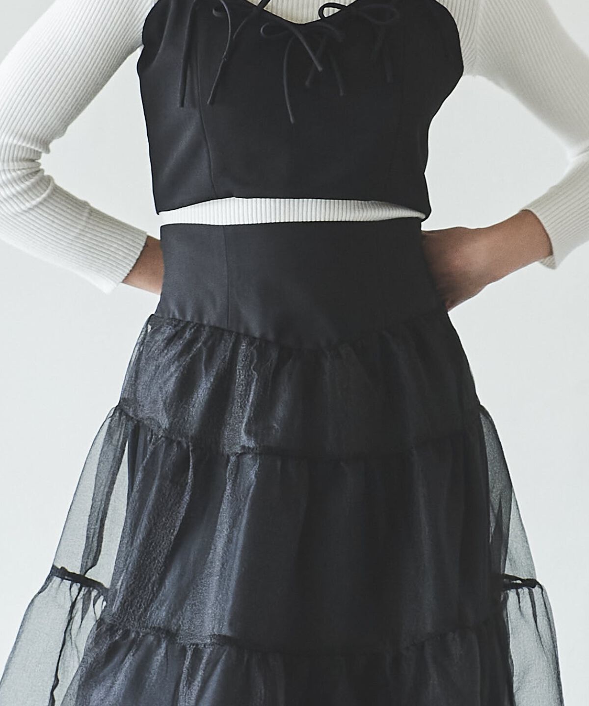 アンドクチュール「オーガンジーシアーティアードスカート」|フレア|