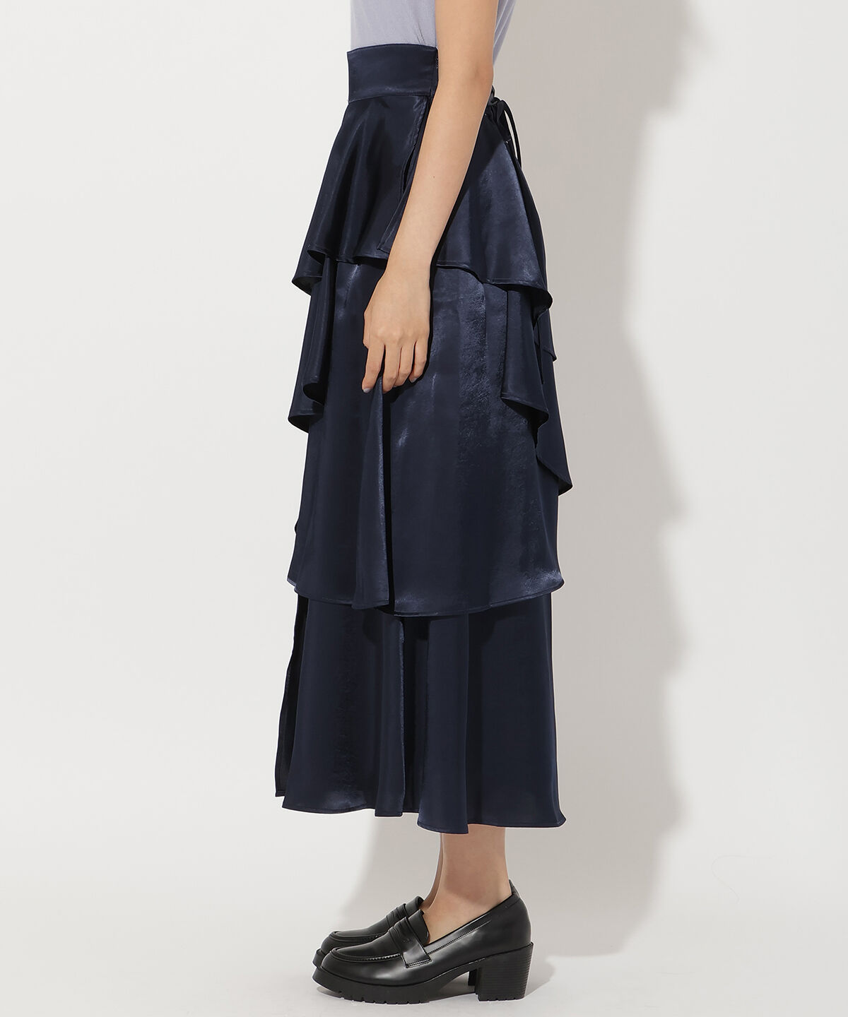 アンドクチュール「サテンアシメフリルティアードスカート」|フレア|