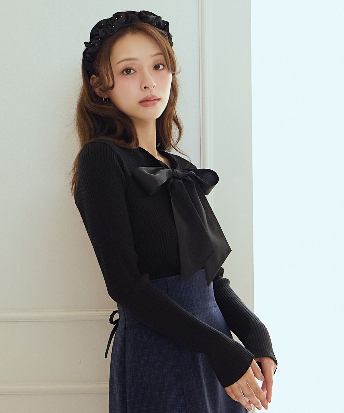 アンドクチュール「リボンボウタイ付きリブプルオーバー」|ニット・セーター|