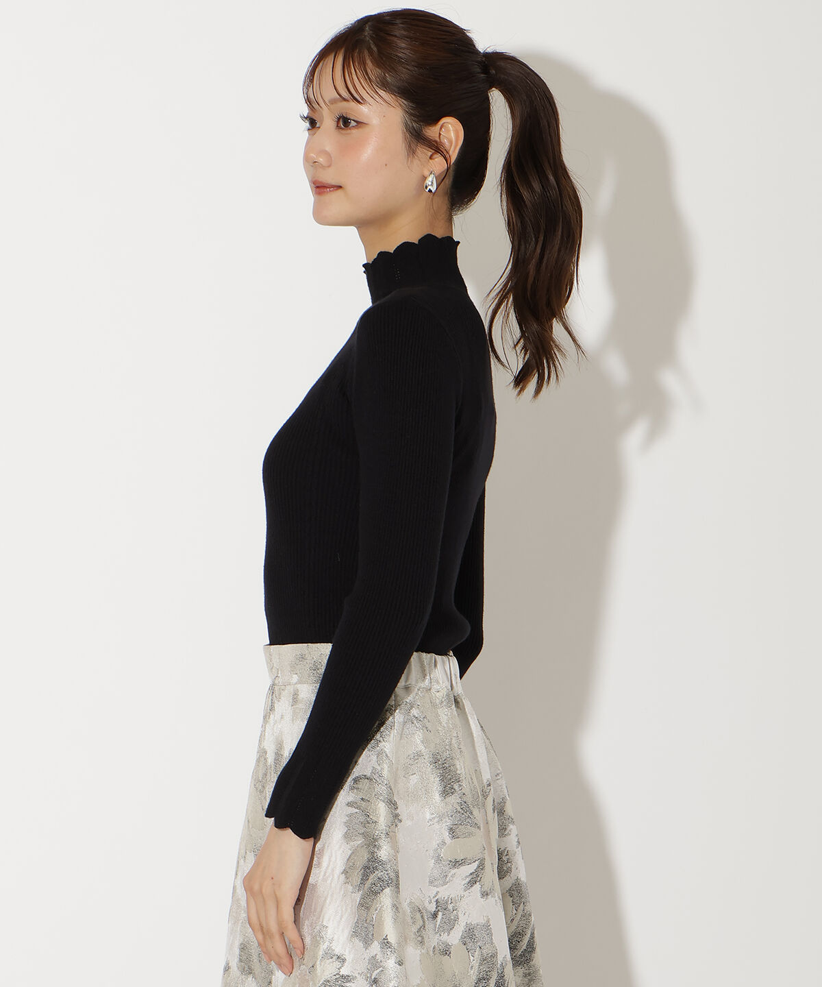 アンドクチュール「スカラハイネックニットプルオーバー」|ニット・セーター|