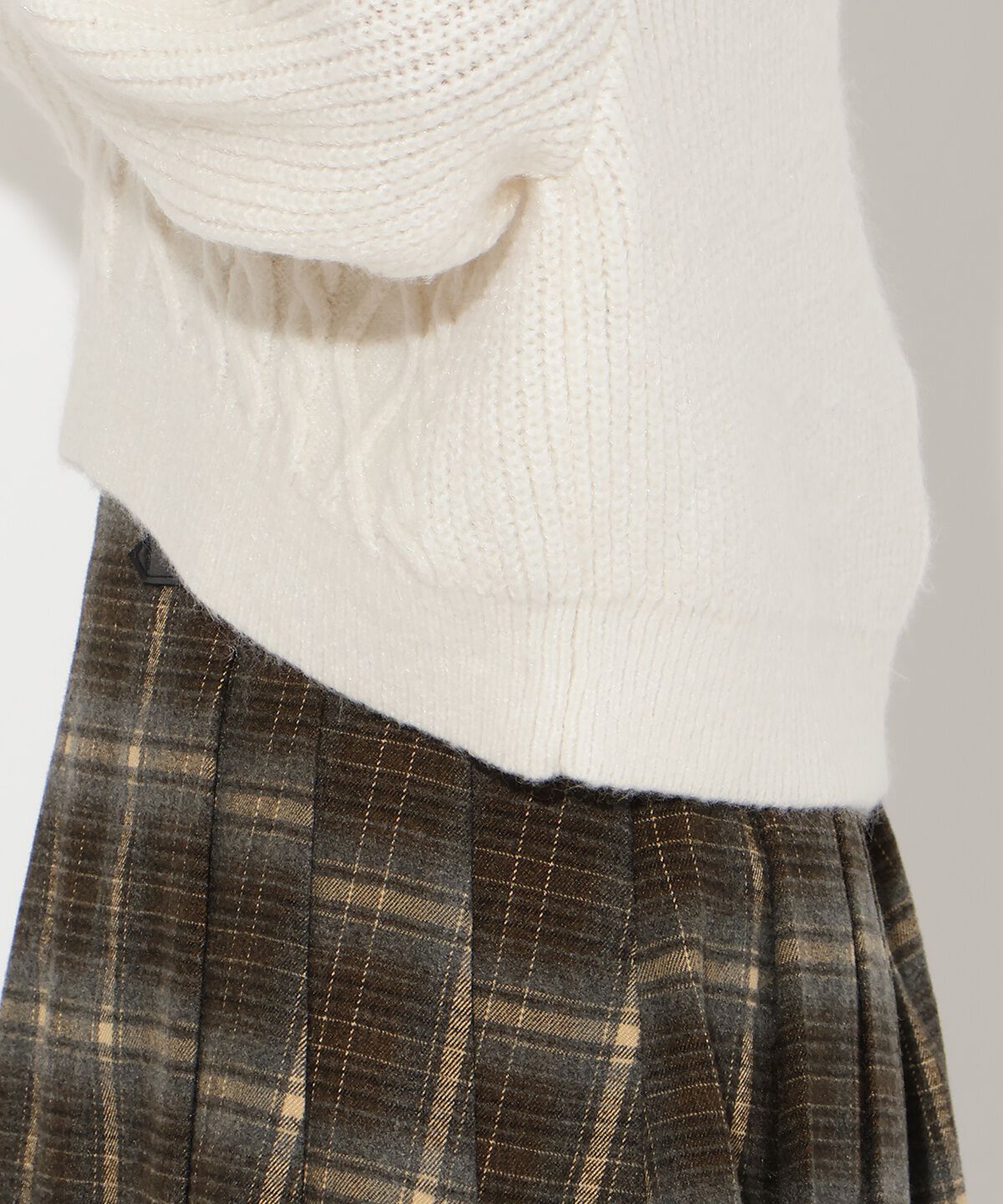 アンドクチュール「ラメケーブルタートルニットプルオーバー」|ニット・セーター|