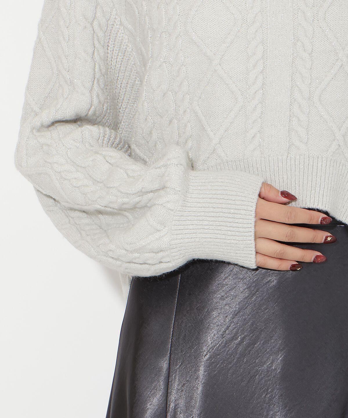 アンドクチュール「ラメケーブルタートルニットプルオーバー」|ニット・セーター|