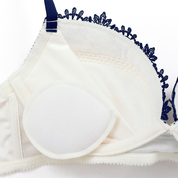 intesucre「アンテシュクレ らくしてキレイ ノンワイヤータイプ ブラセット 全3色 B-E/65-75」|インナー|