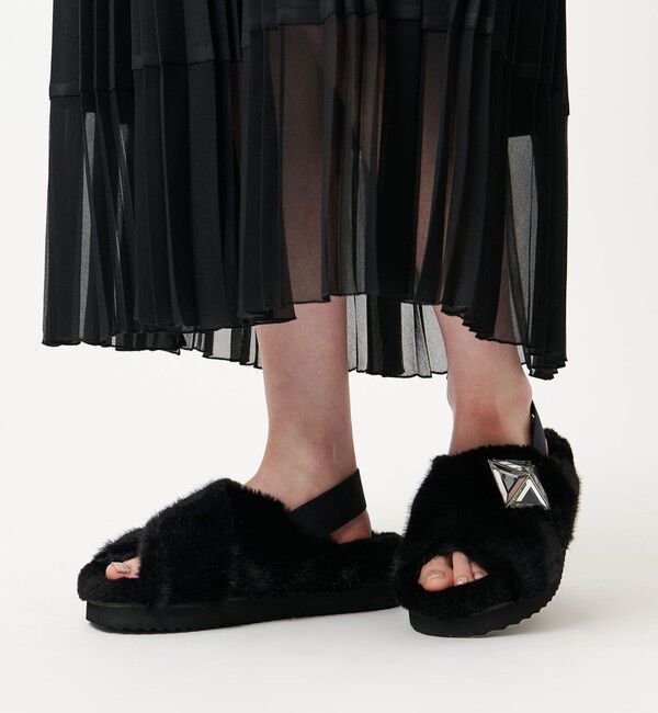 UNITED ARROWS「フェイクファークロス ビジュー サンダル」|サンダル|