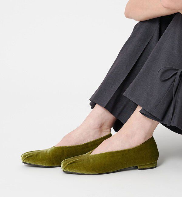 BEAUTY&YOUTH UNITED ARROWS「ギャザートゥ ベルベット フラットシューズ」|ローファー|