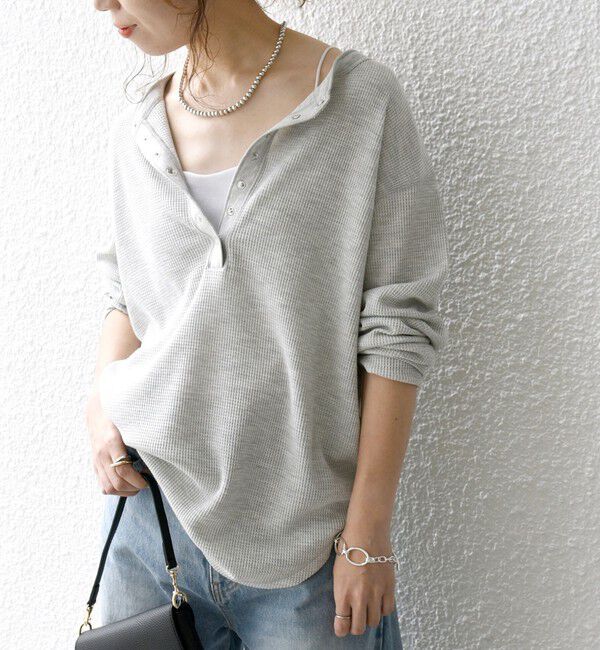 SHIPS any「SHIPS any:〈洗濯機可能〉ワッフル ヘンリーネック ラウンドヘム プルオーバー」|Tシャツ・カットソー|ライトグレー