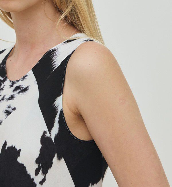 DES PRES「カウハイドプリント ノースリーブトップス」|シャツ・ブラウス|