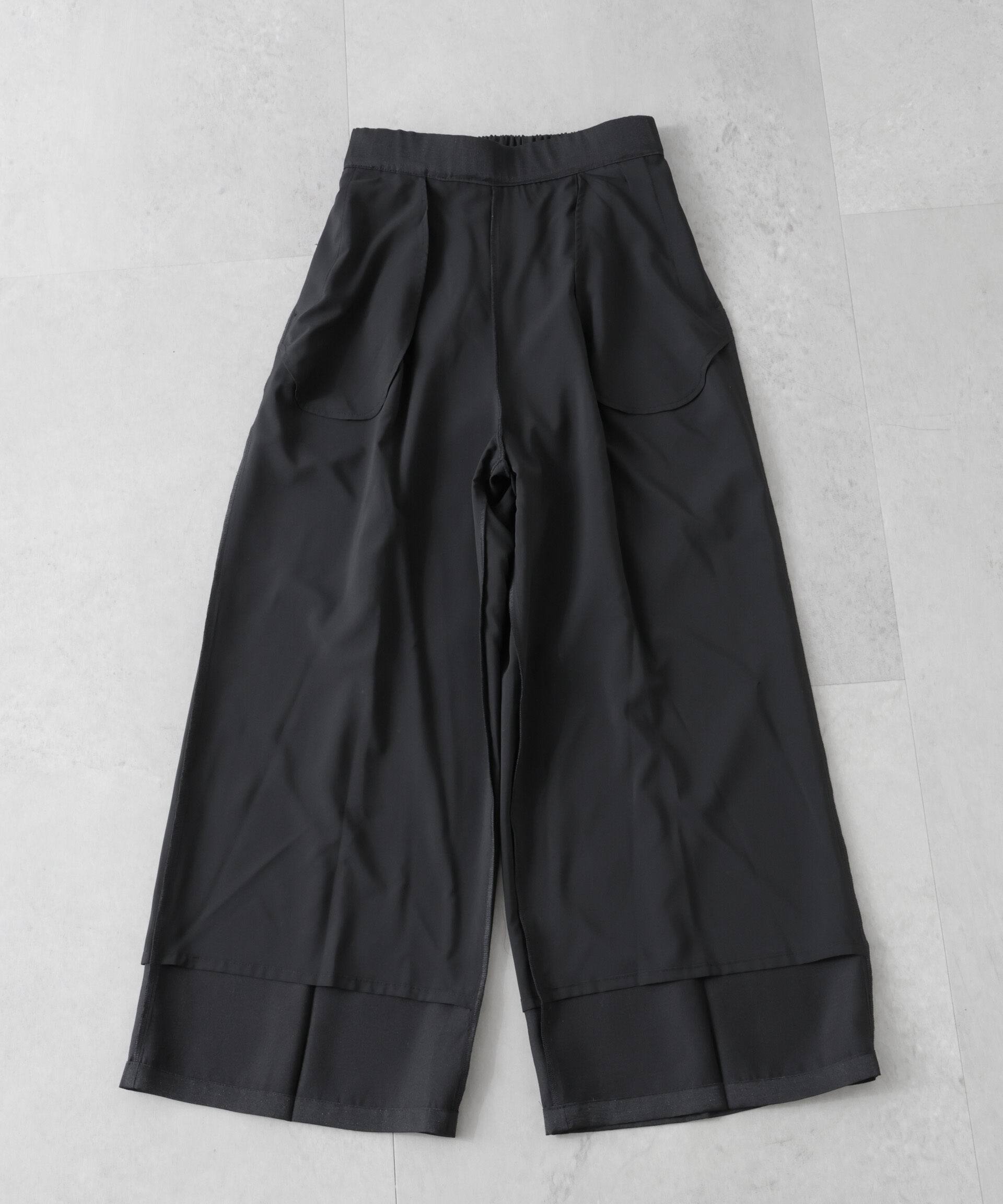 nano･universe「シアーヘムタックワイドパンツ」|チノ|