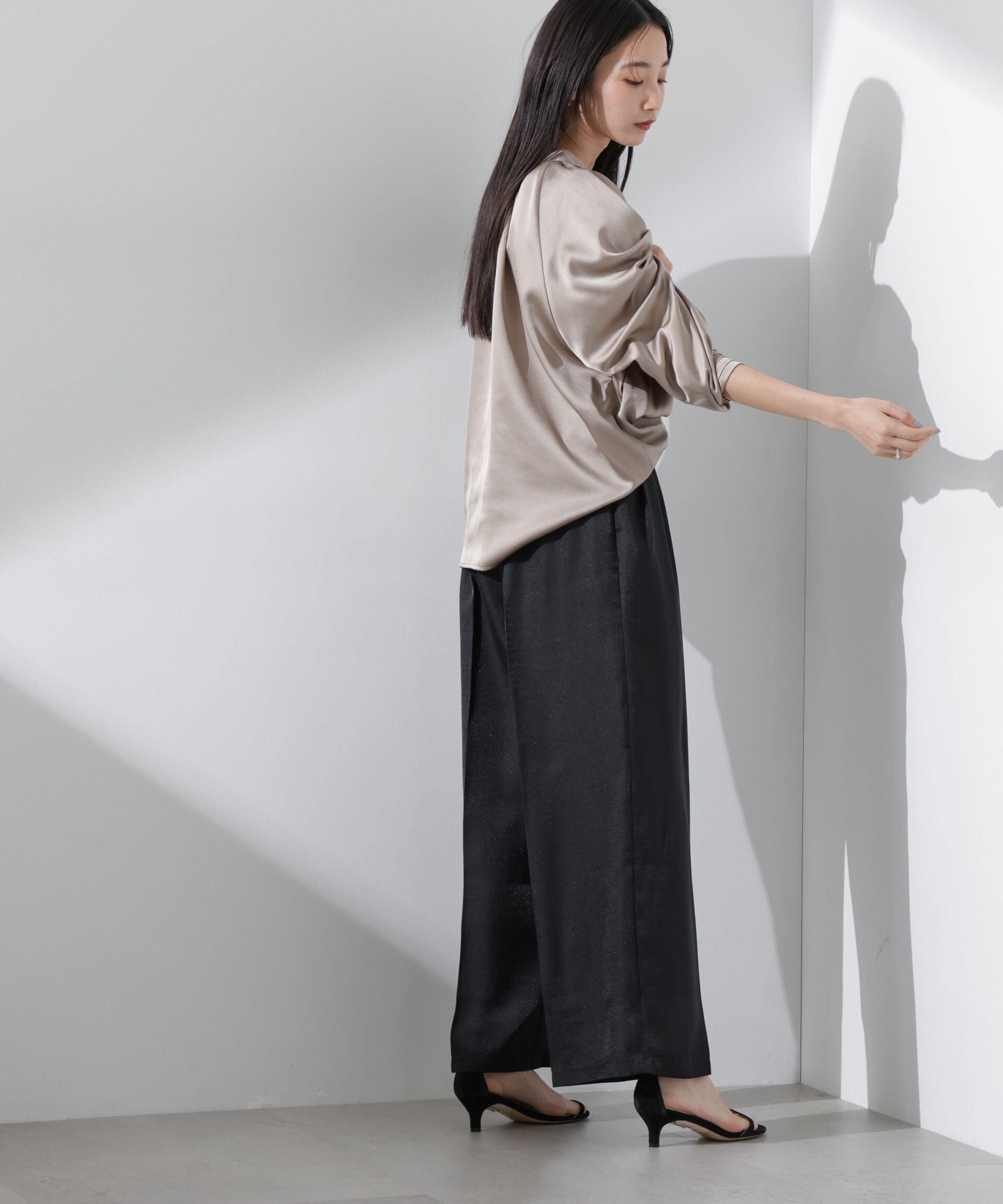 nano･universe「シアーヘムタックワイドパンツ」|チノ|