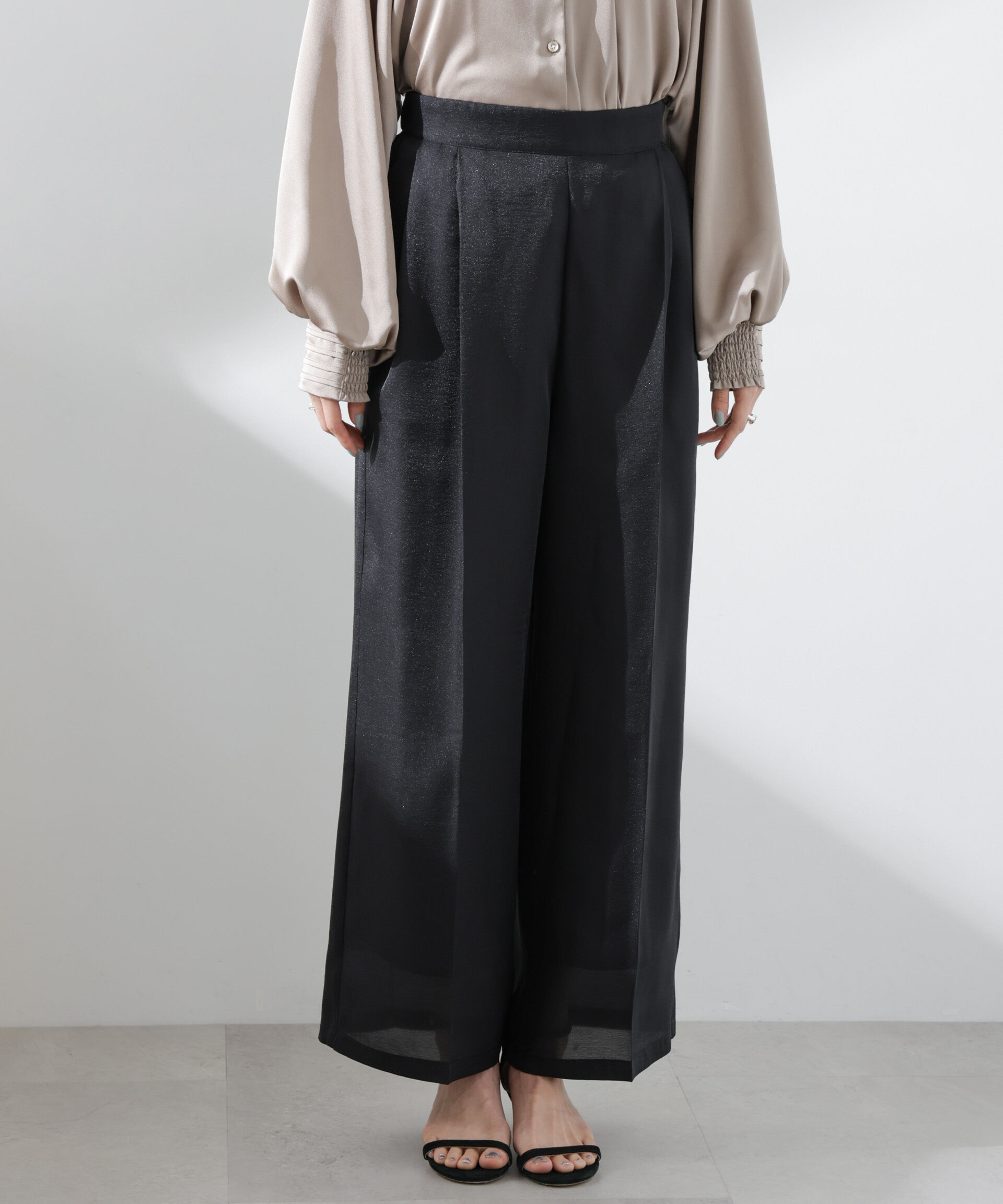 nano･universe「シアーヘムタックワイドパンツ」|チノ|