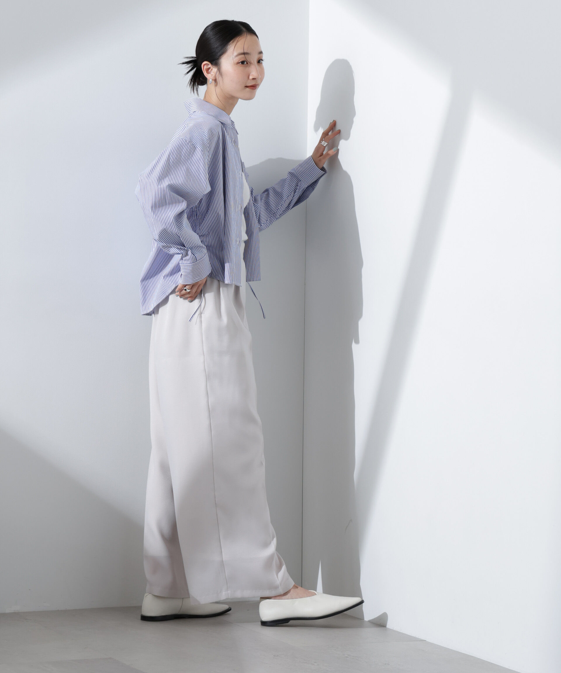 nano･universe「シアーヘムタックワイドパンツ」|チノ|