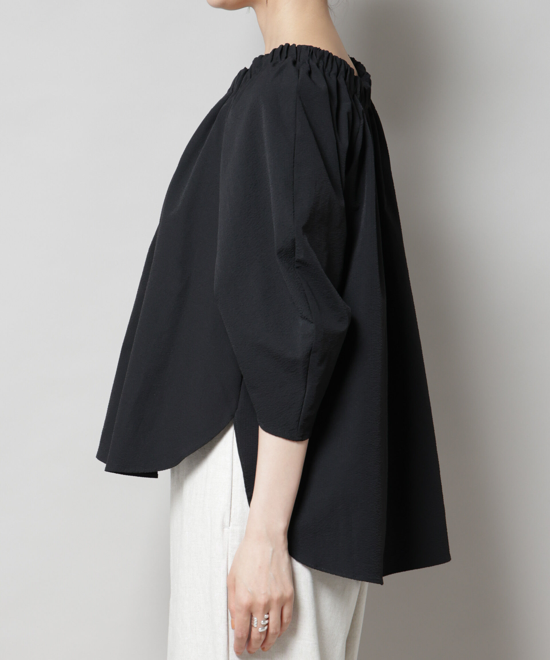 nano･universe「ボリュームギャザータックスリーブブラウス」|シャツ・ブラウス|