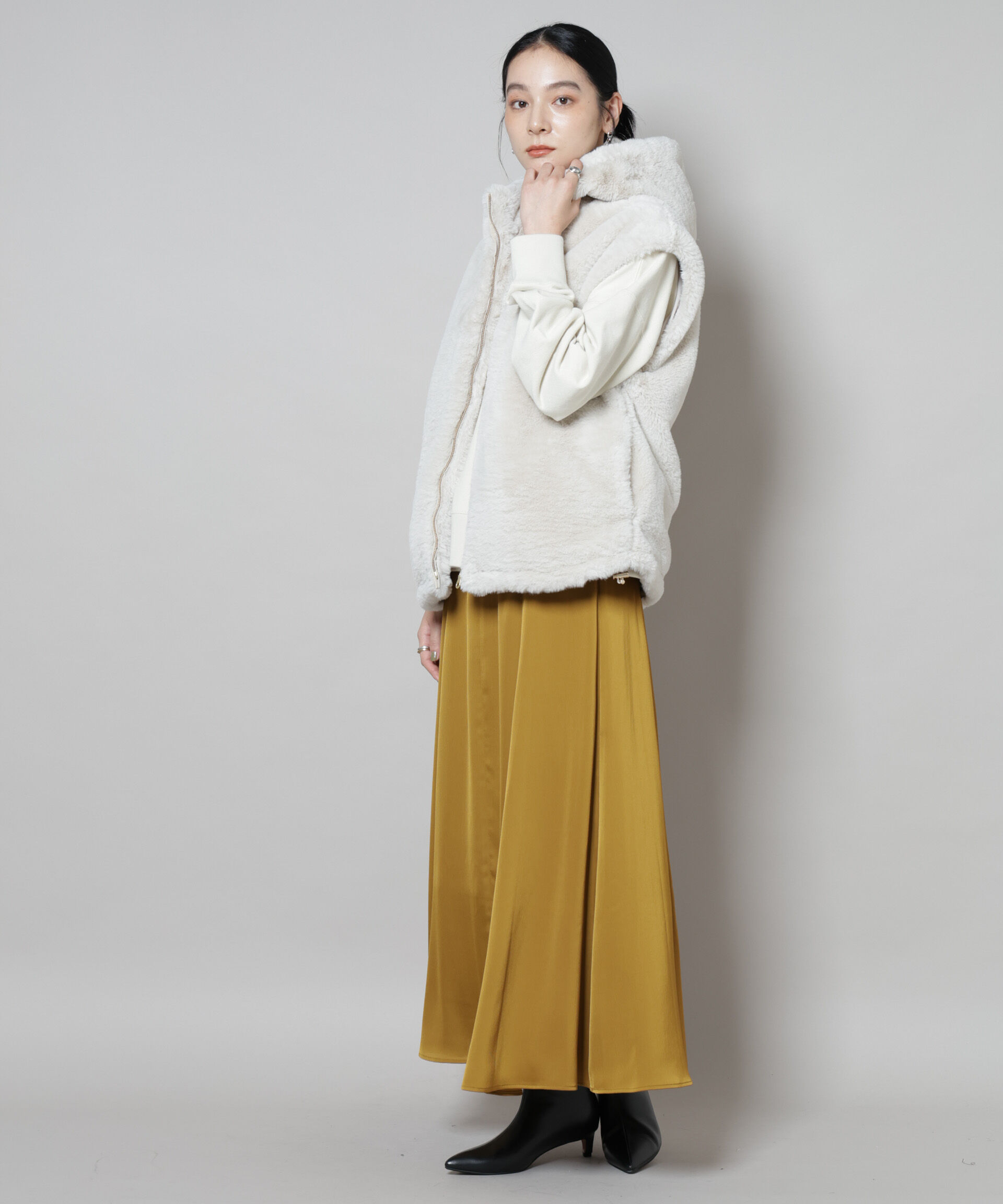 nano･universe「フェイクファーフードベスト」|テーラードジャケット|