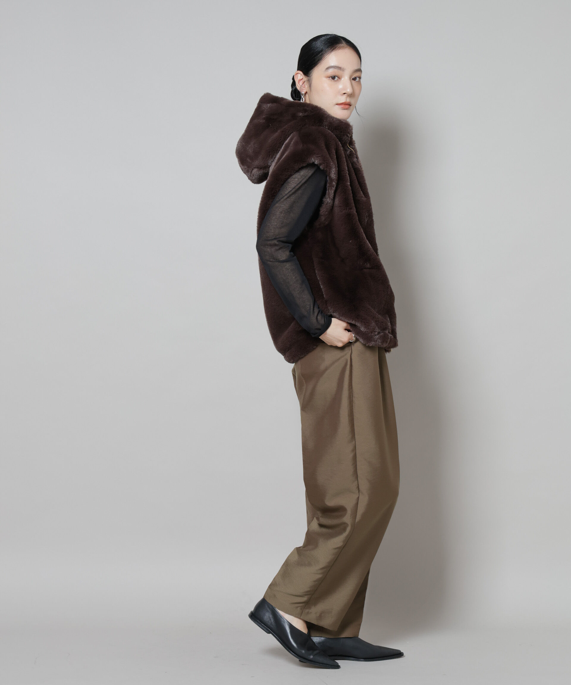 nano･universe「フェイクファーフードベスト」|テーラードジャケット|