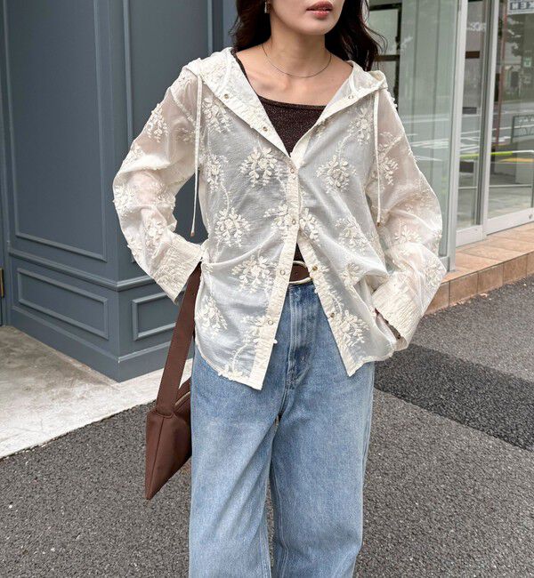 fredy emue「3D刺繍フードシャツ」|シャツ・ブラウス|