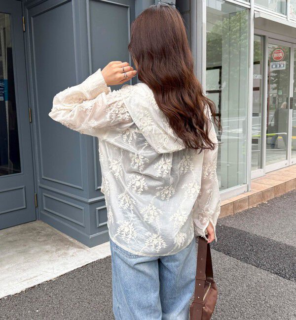 fredy emue「3D刺繍フードシャツ」|シャツ・ブラウス|