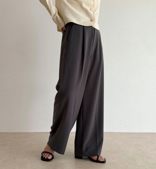 fredy emue「【人気商品の新型】とろみwarmタックスラックス」|スラックス|