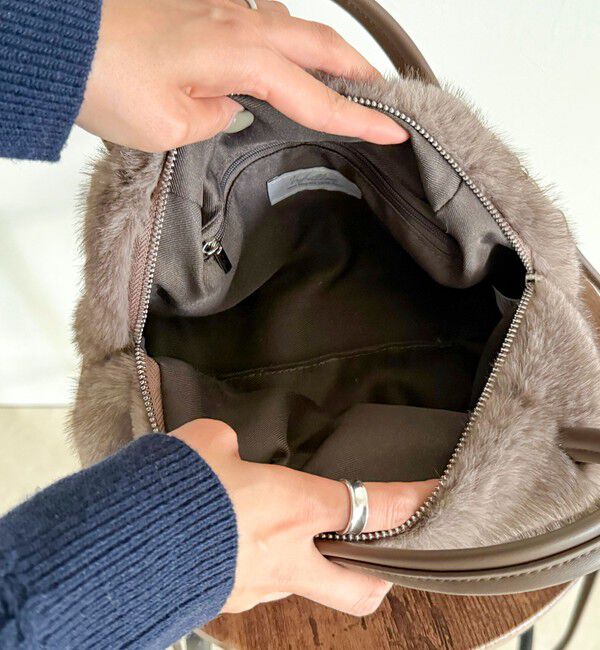 fredy emue「ミンク風2WAYボックストートバッグ」|ショルダー・メッセンジャー|