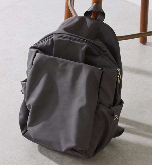  「【強撥水/大容量/PC収納ポケット付】撥水10ポケットリュック」|トートバッグ|チャコールグレー
