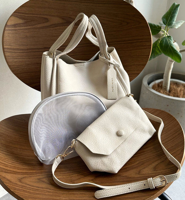  「【ベストセラーアイテム】ミニショルダー付ソフトレザー調ミニバッグ」|トートバッグ|