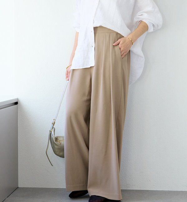  「【ウォッシャブル】【シーズンレスで使える】タックワイドスラックス」|チノ|