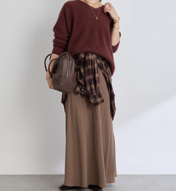  「【抜け感シルエット】ヘアリーウール片畦Vネックニット」|ニット・セーター|