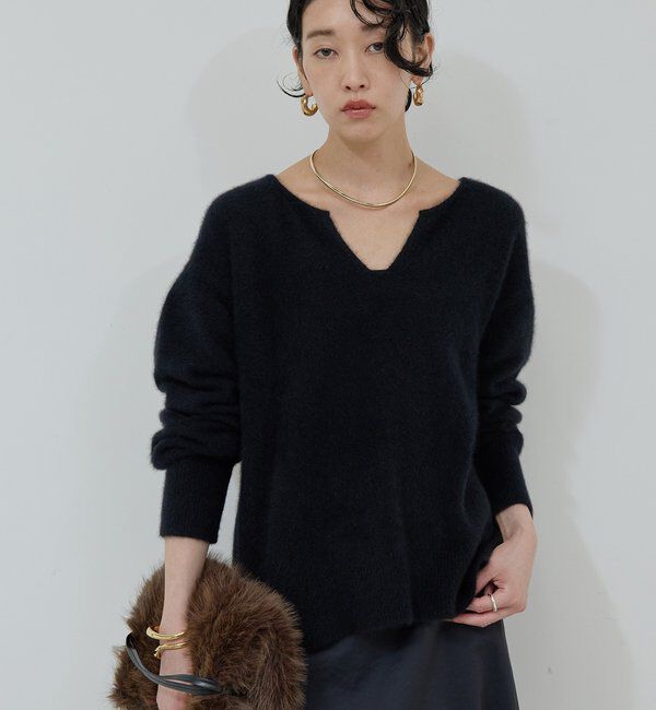  「【デコルテ美人ニット】ファーウールキーネックニット」|ニット・セーター|