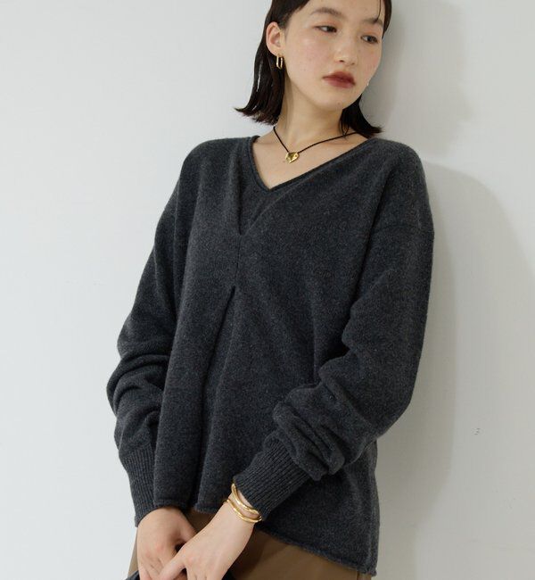  「ウールカシミヤタックVプルオーバー」|ニット・セーター|