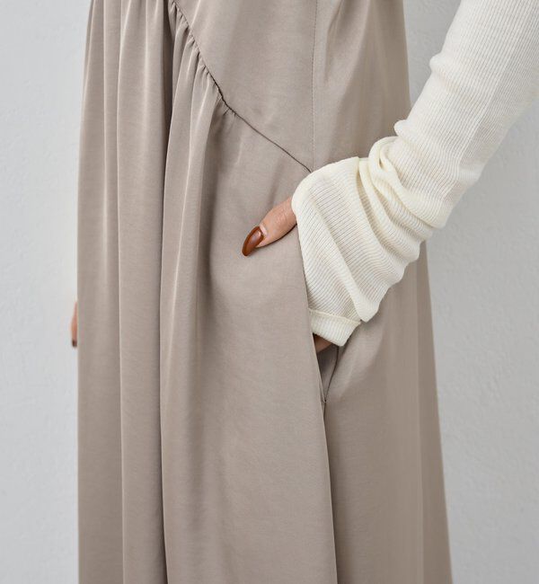  「ディープVサテンキャミワンピース」|ワンピース|