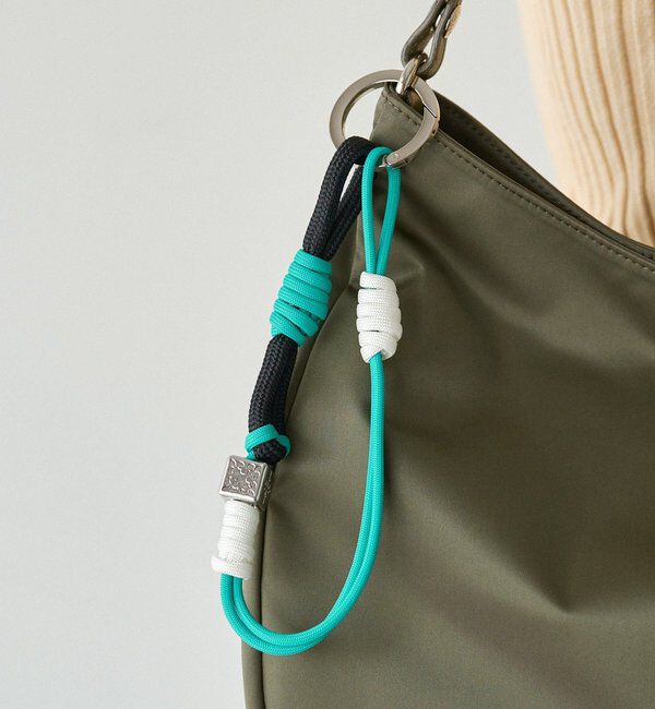  「【再値下げ】パラコードバッグチャーム」|チャーム・キーホルダー|