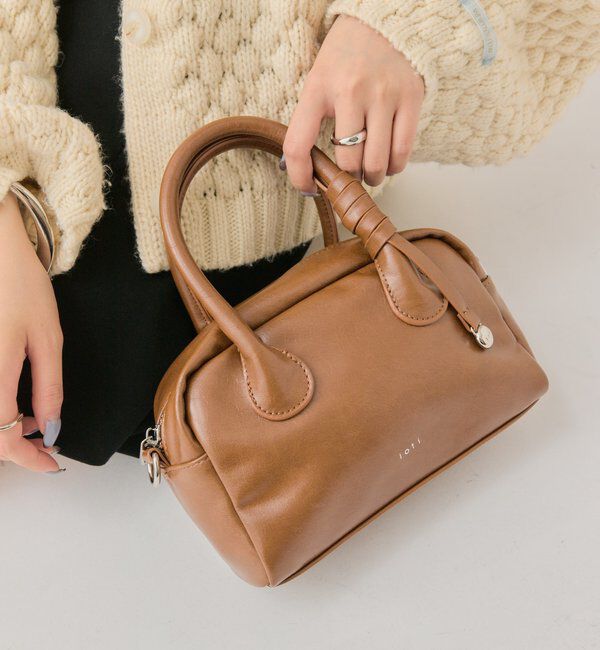  「loti サークルプレート付きスクエアボストンBAG」|ボストンバッグ|