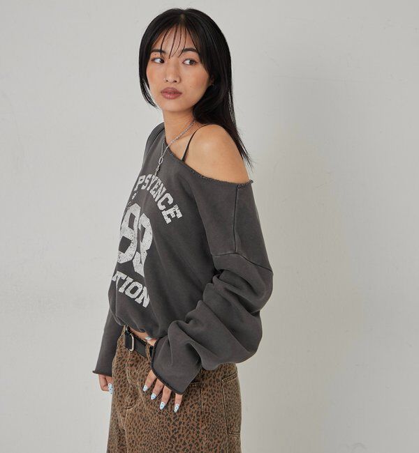  「ELLIOTT NUMBERIHG ONE-SHOULDERSWEATSHIRT」|Tシャツ・カットソー|