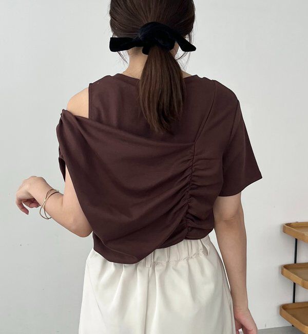  「【即完につき再入荷/新色ブラウン】アシメギャザーTシャツ」|Tシャツ・カットソー|