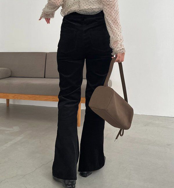  「【新色/レイヤード対応】コーデュロイフレアパンツ」|チノ|