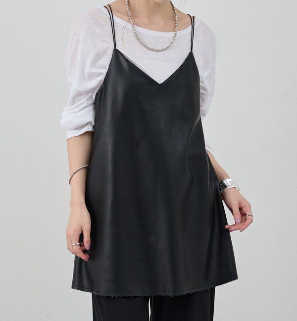  「《レイヤードにも◎》レザーチュニックキャミ」|シャツ・ブラウス|ブラック