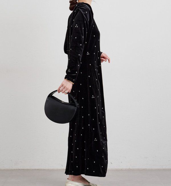  「ベロア刺繍ワンピース」|ワンピース|