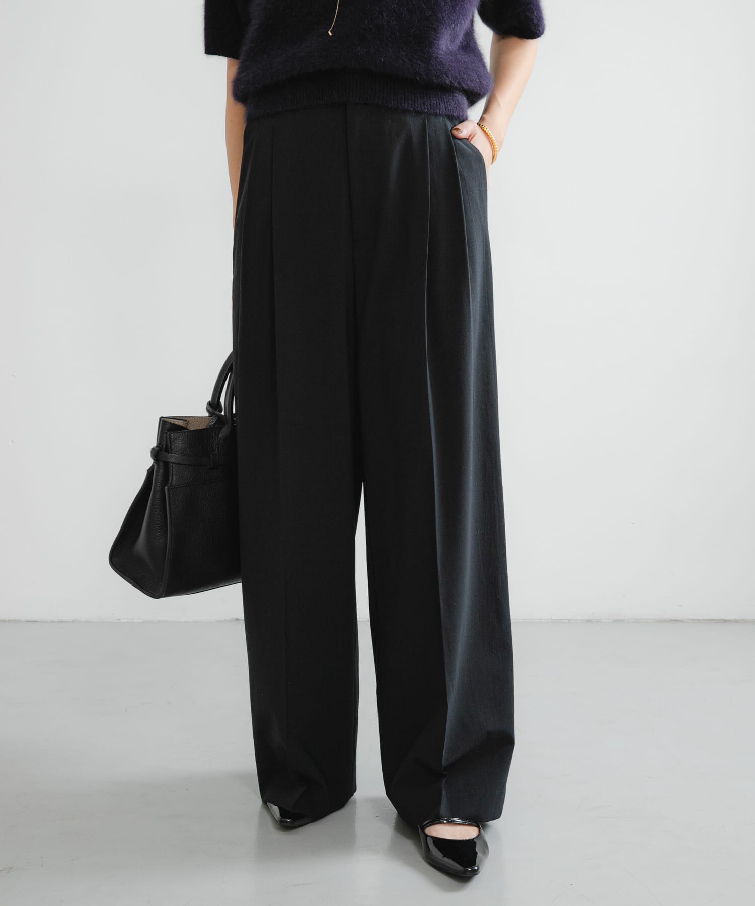 URBAN RESEARCH「ウールブレンドワイドストレートパンツ」|その他|ブラック