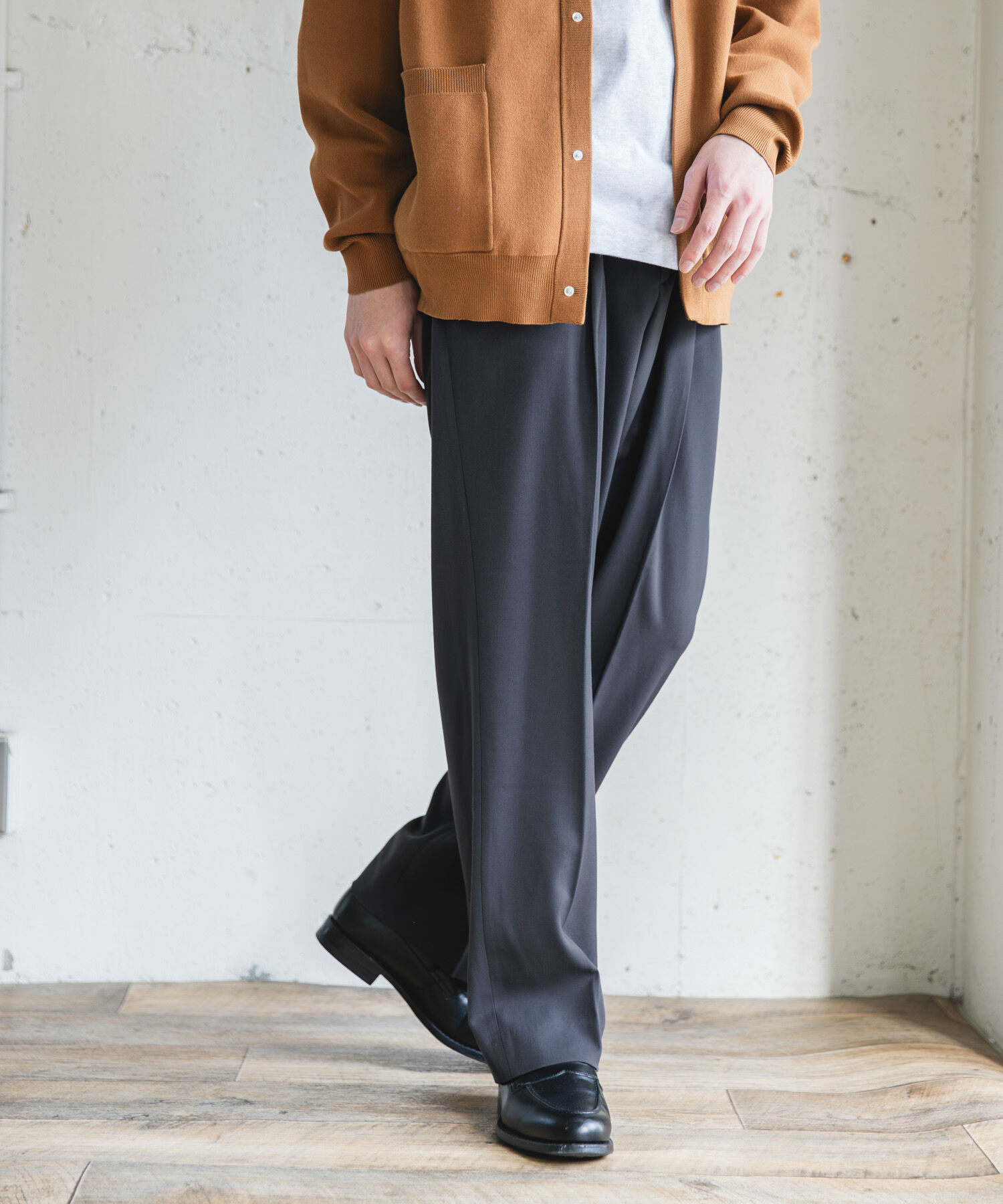 URBAN RESEARCH DOORS「『UR TECH』完声2タックワイドトラウザー」|その他|