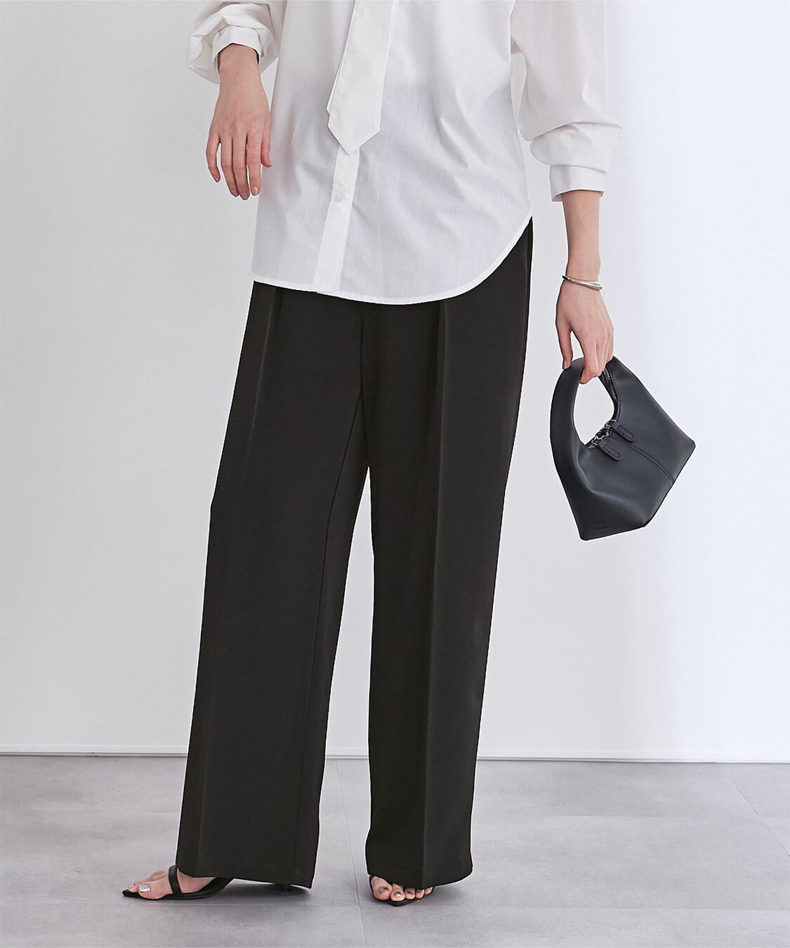 ur's「ワンタックハイウエストワイドパンツ」|スラックス|