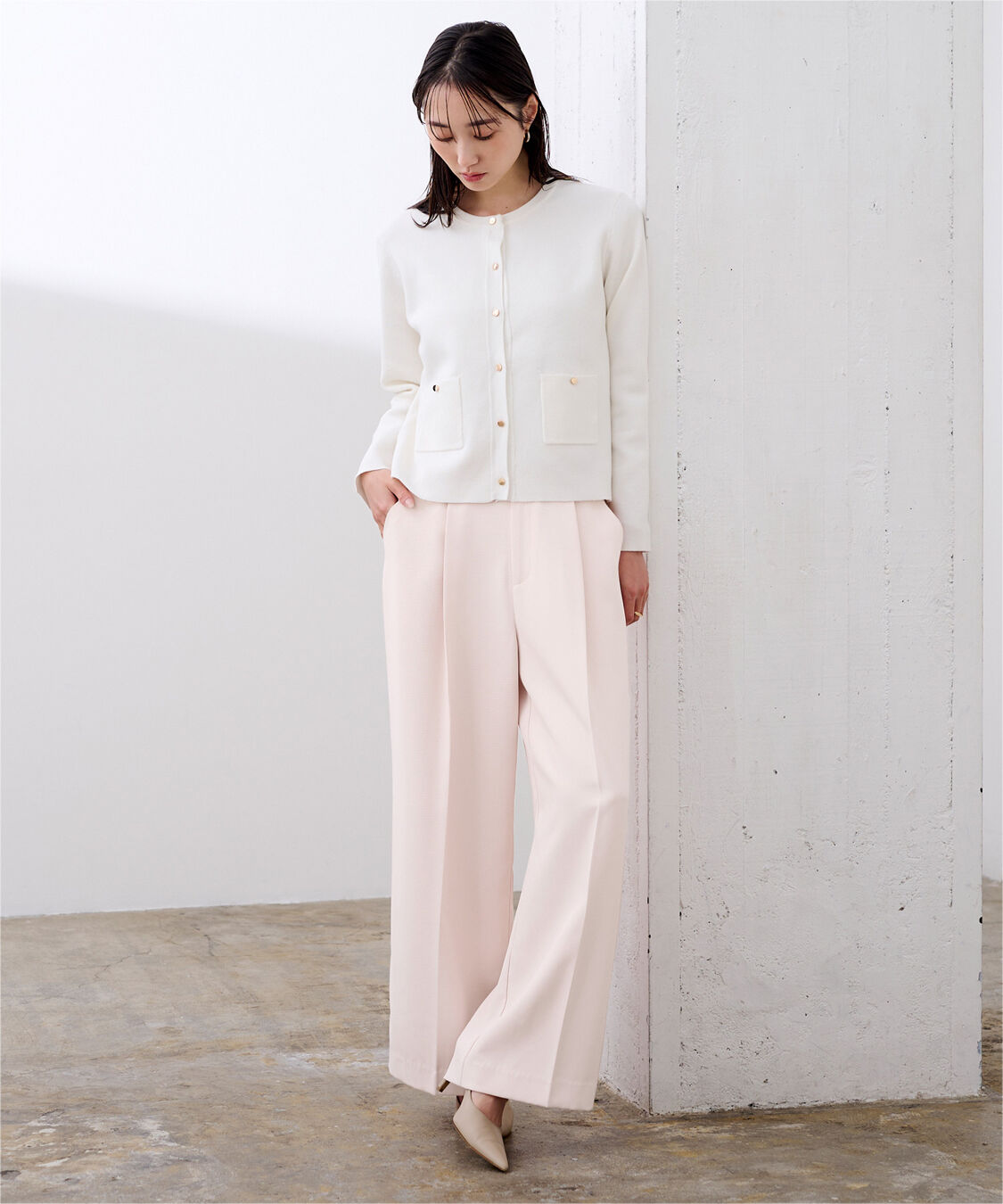 ur's「美シルエットワンタックワイドパンツ」|スラックス|