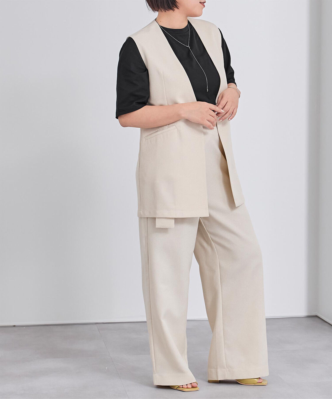 ur's「汗染み防止クロップドTシャツ」|Tシャツ・カットソー|