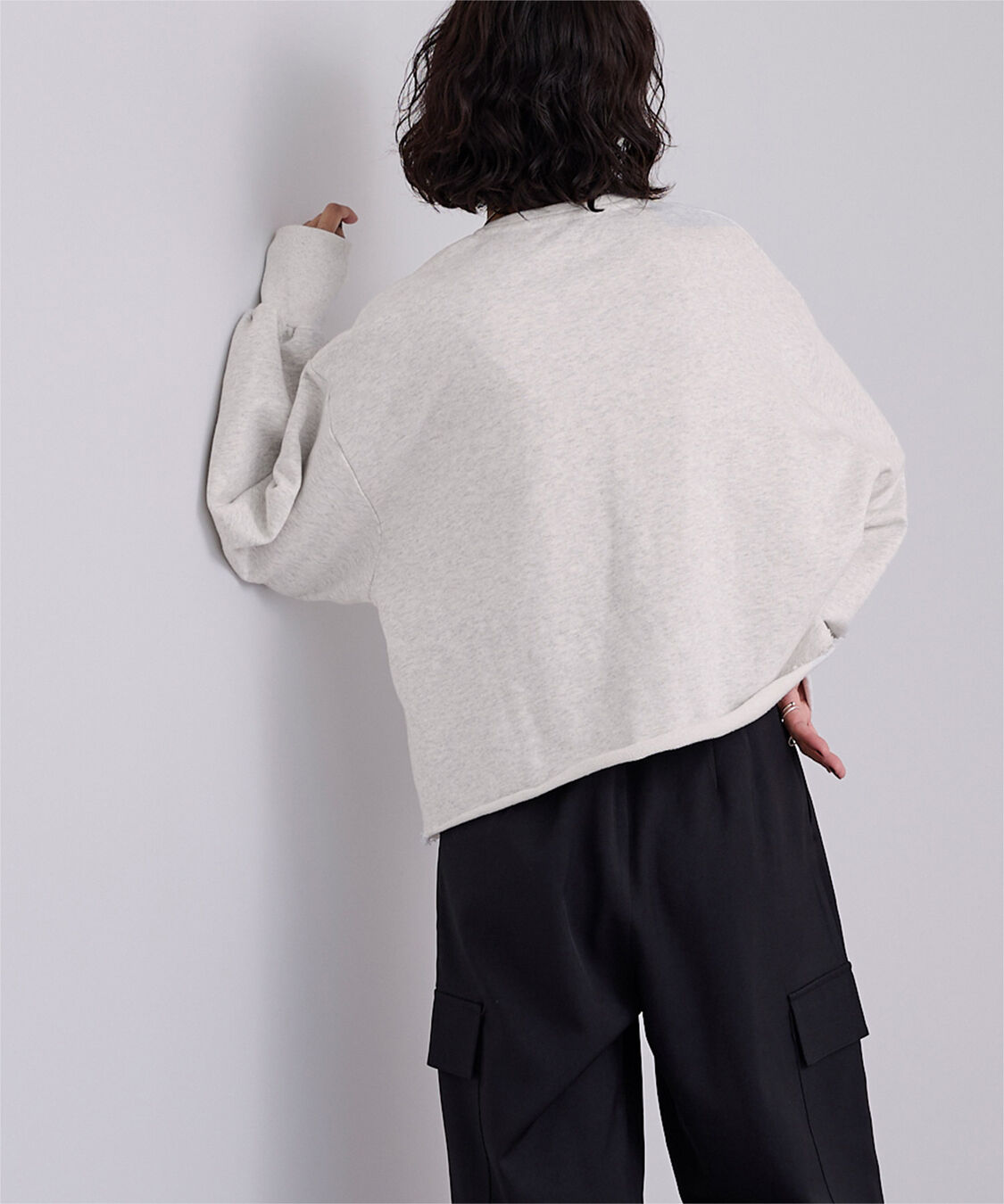 ur's「深Vネックスウェットプルオーバー」|スウェット・ジャージ|