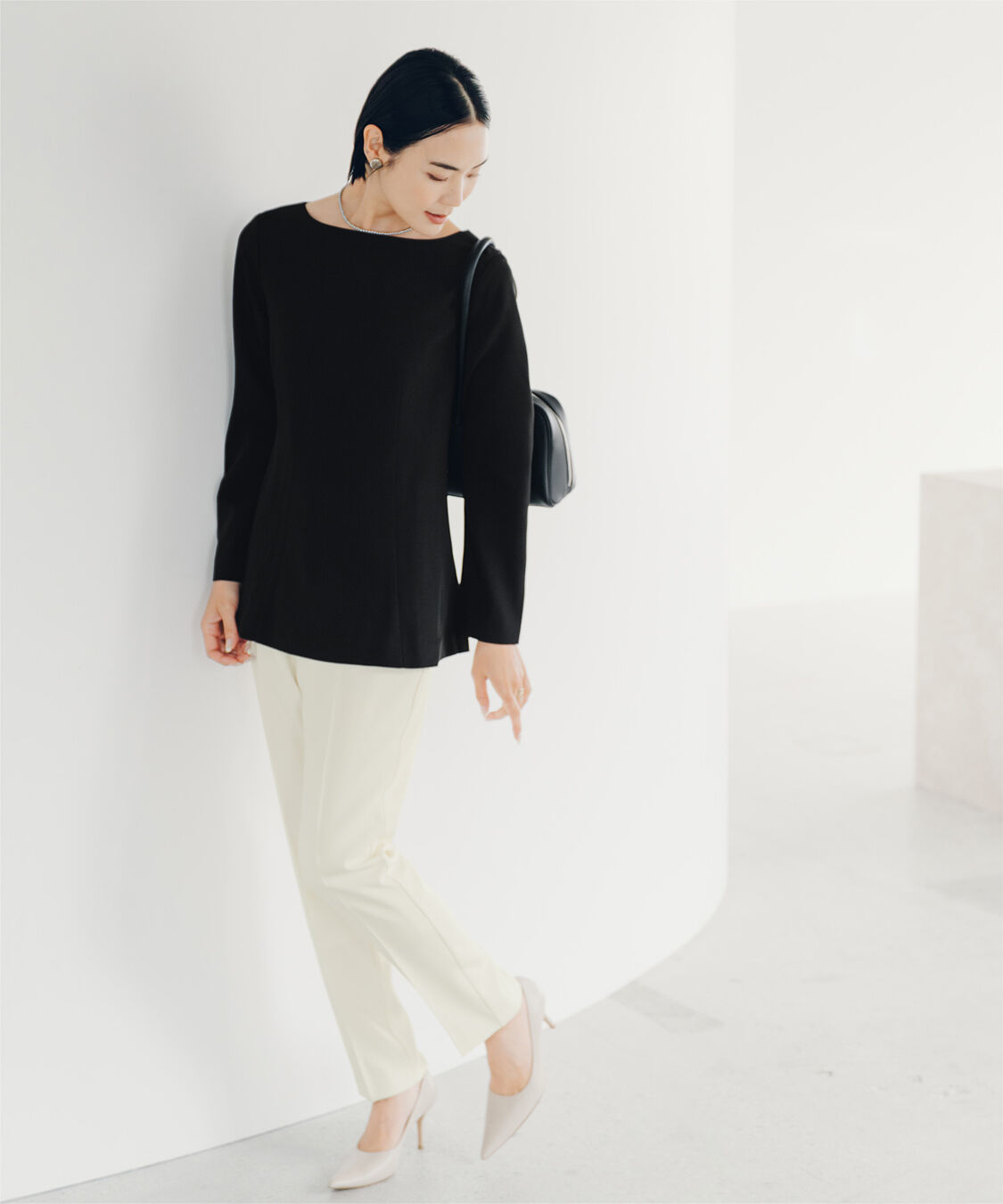 ur's「【小林有里さんコラボアイテム】ボートネックペプラムブラウス」|シャツ・ブラウス|