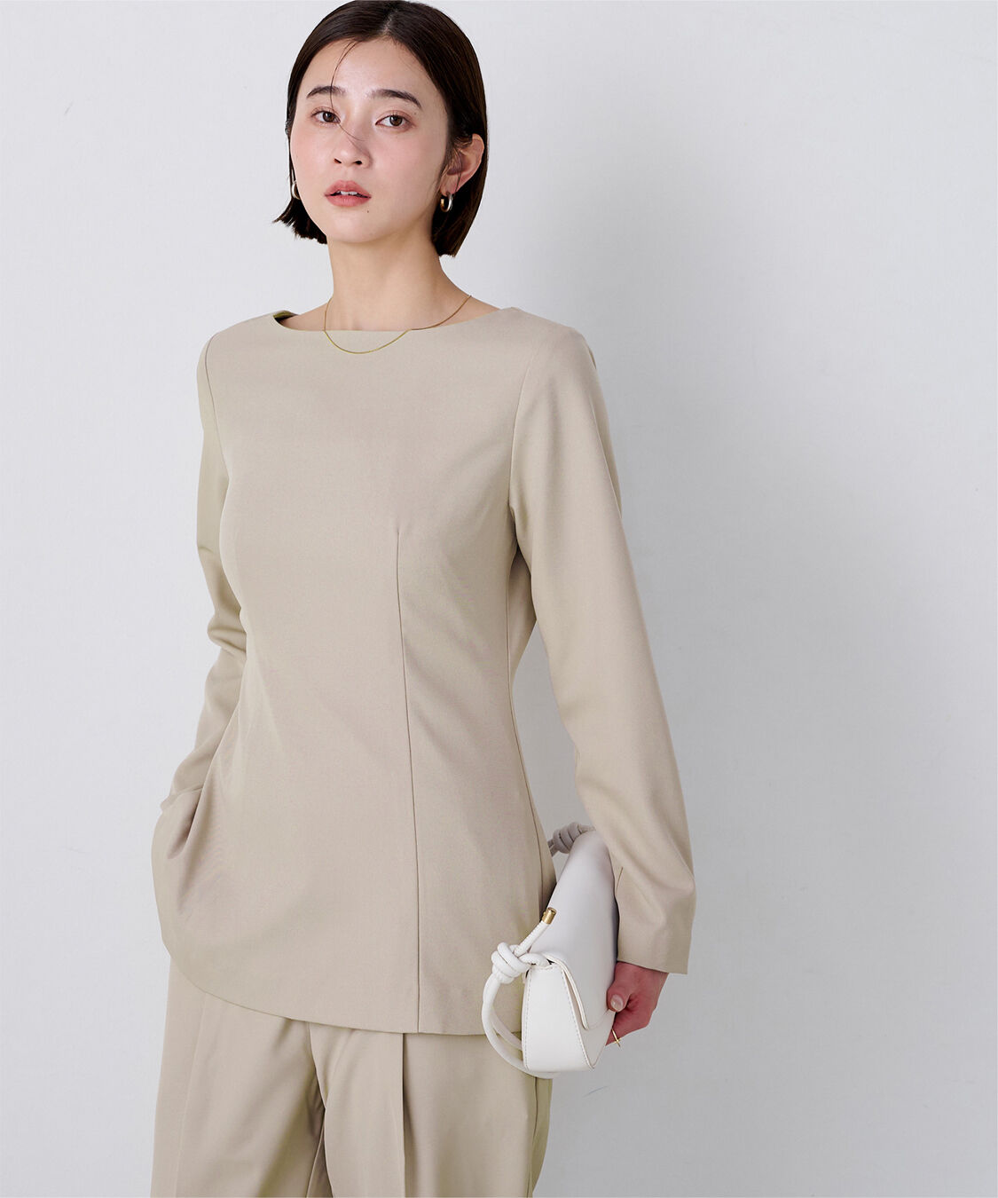 ur's「【小林有里さんコラボアイテム】ボートネックペプラムブラウス」|シャツ・ブラウス|